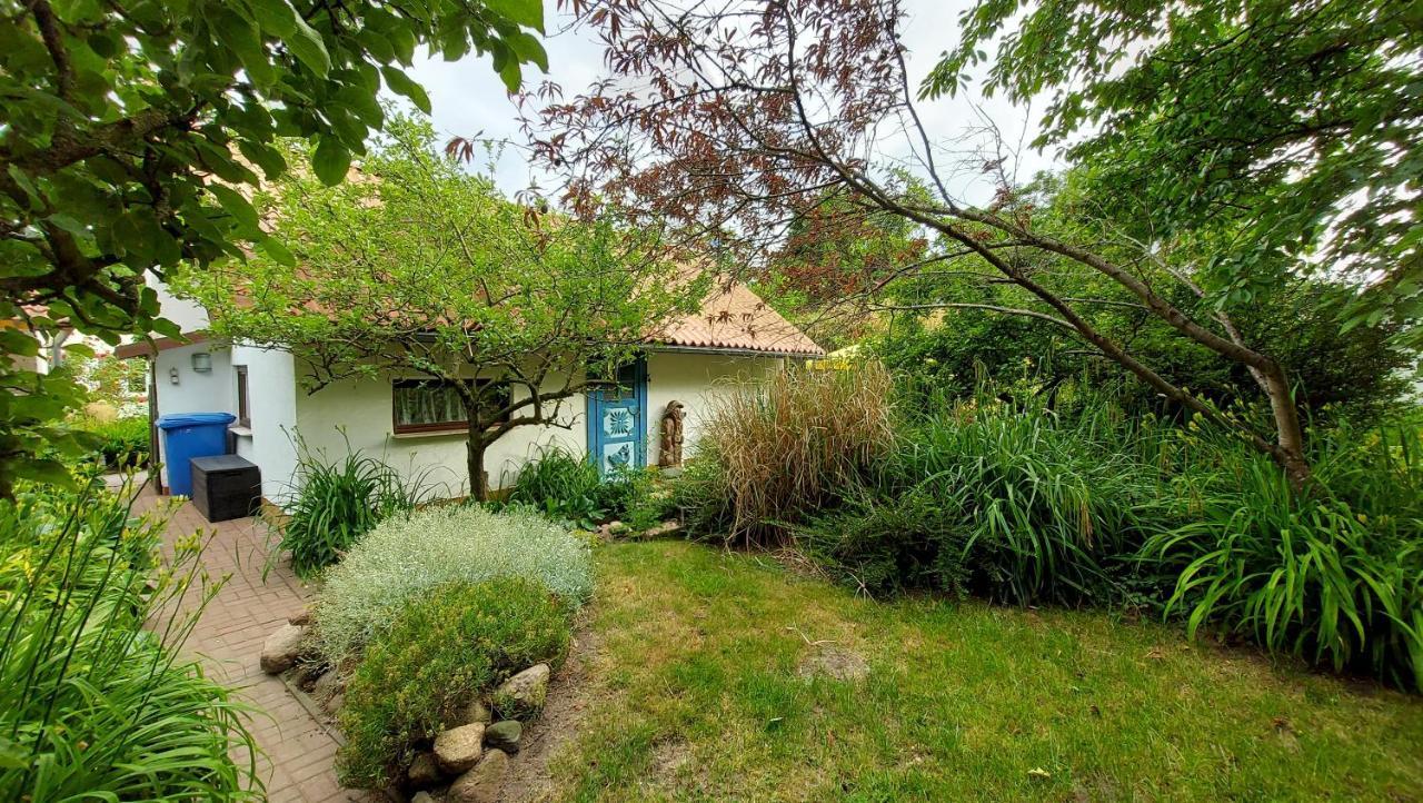 Ferienhaus Julchen Samtens Экстерьер фото